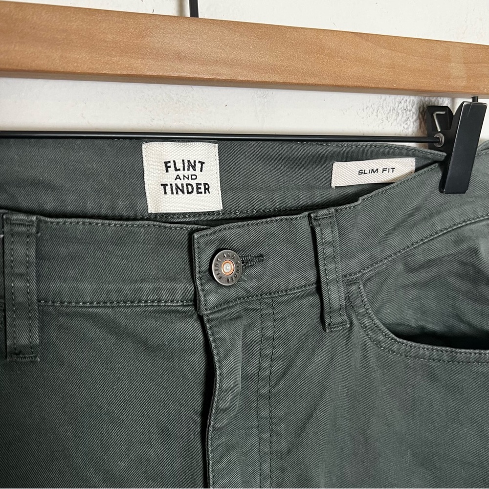 FLINT AND TINDER- 365 Slim Pants Chino Everyday Wear 30” Work Outdoors Travel - Picture 4 of 9